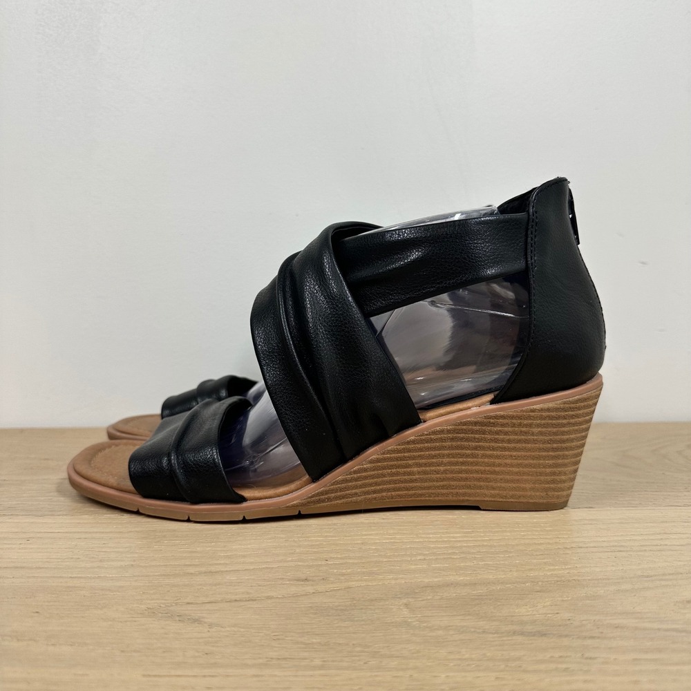 Eurosoft by Sofft Ginnifer Sandals Womens 11 Black Wedge Heel Strappy Comfort - Picture 2 of 12